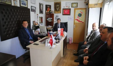 AK Parti Eskişehir Büyükşehir Belediye Başkan Adayı Nebi Hatipoğlu, Vatandaş ve Esnafla Buluşuyor